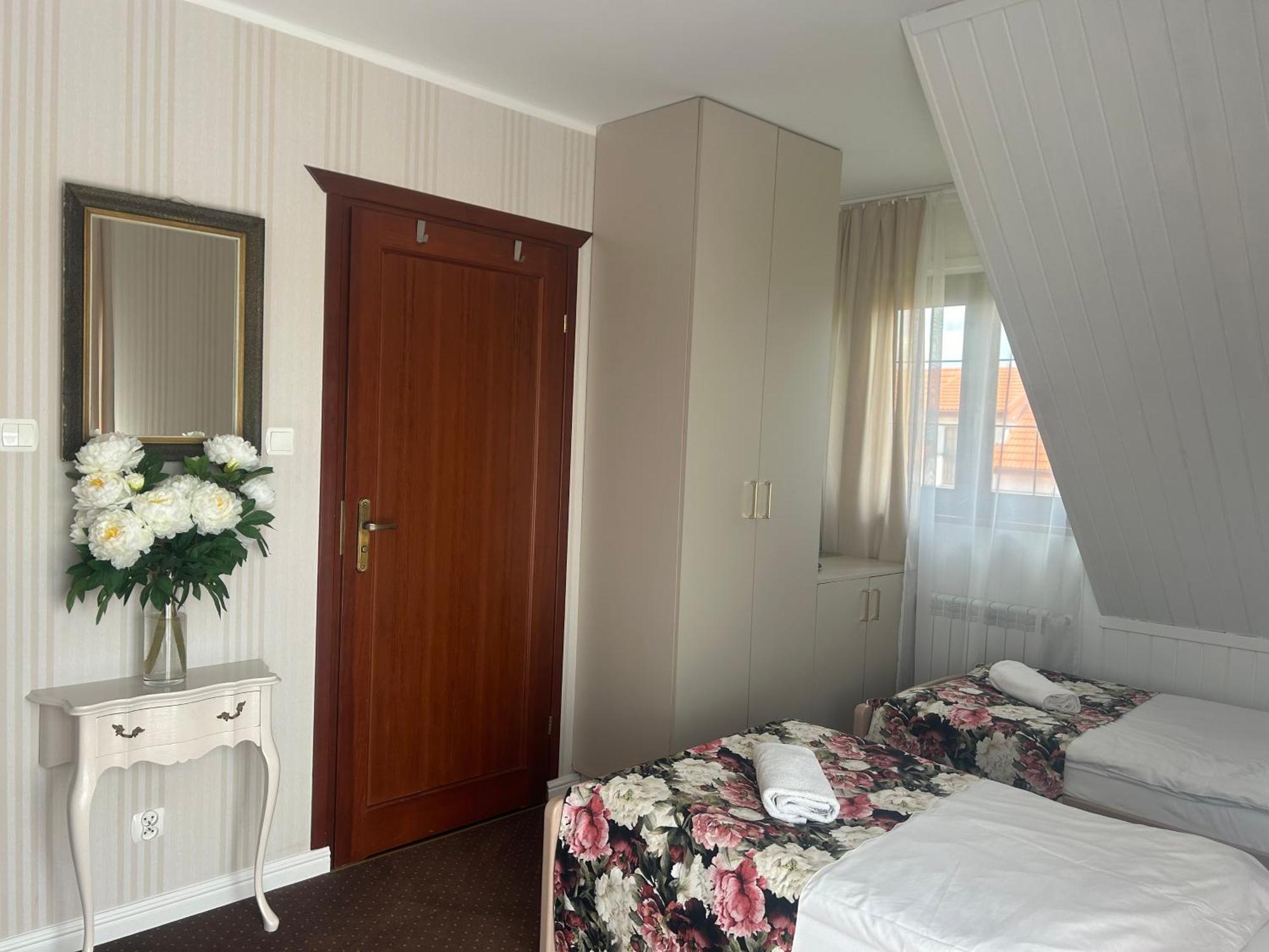 Gosciniec Pod Lipa Homestay Mikolajki (Mragowo)